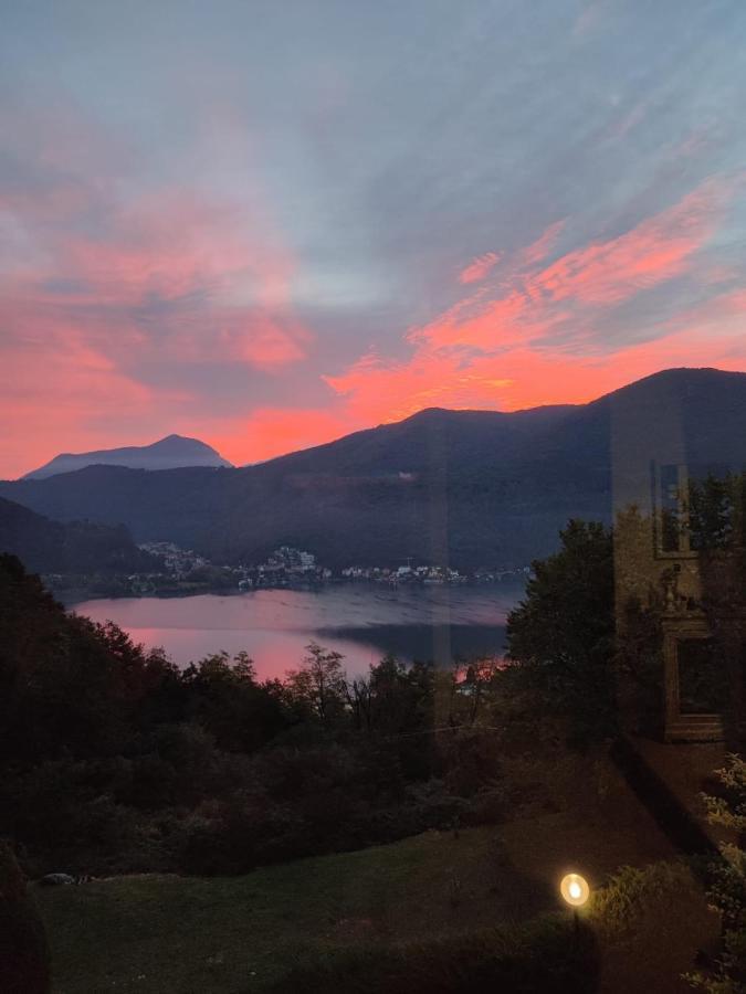 Bed and Breakfast La Finestra Sul Lago à Brusimpiano Extérieur photo